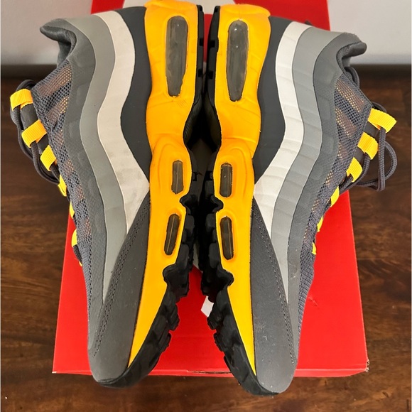 Nike Air Max 95 Sew Dark Grey Laser Orange Silver Size 9.5 - Picture 4 of 11